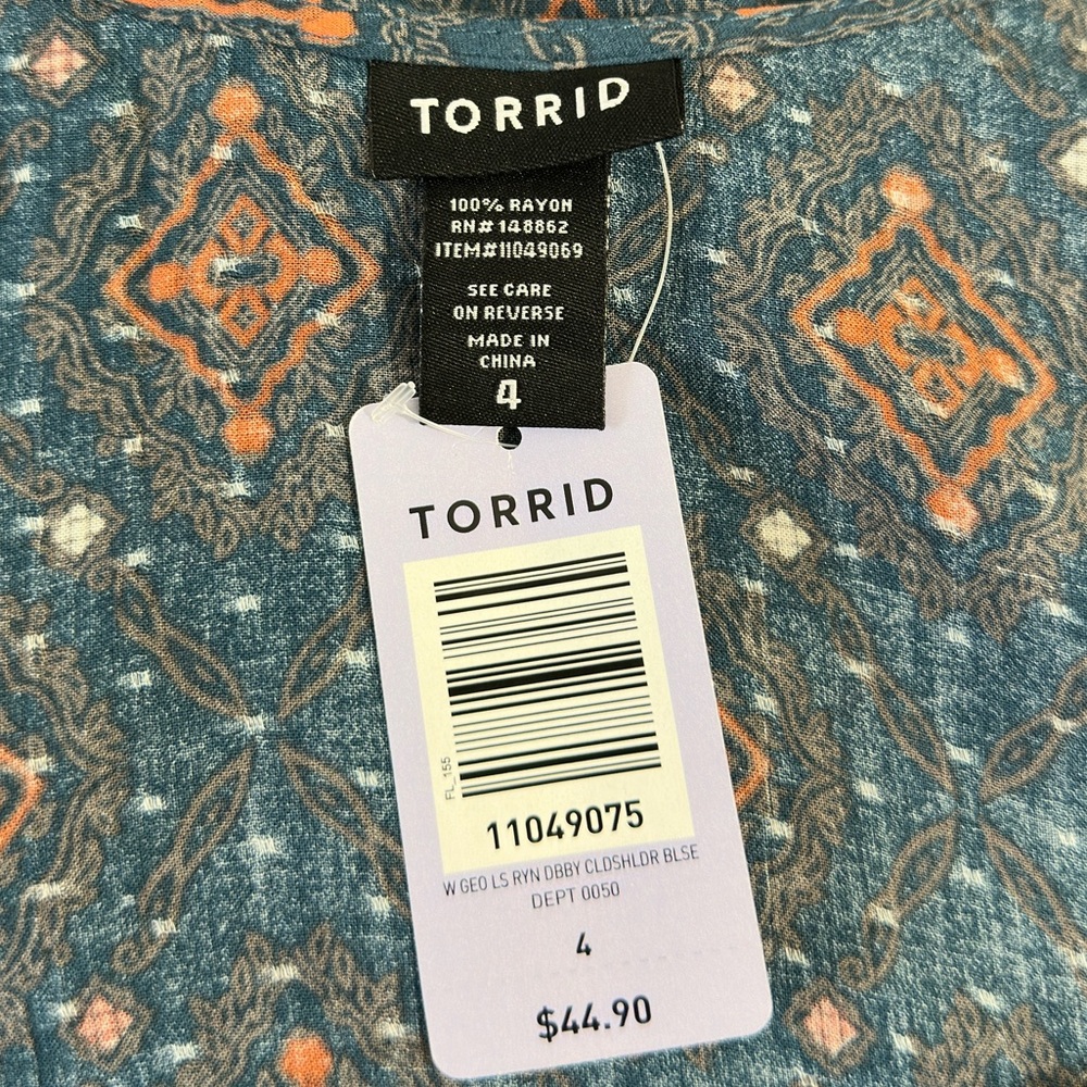 Torrid || Woman’s Geo Print Gauze Cold Shoulder Blouse Top Shirt Sz 4 - Picture 7 of 7